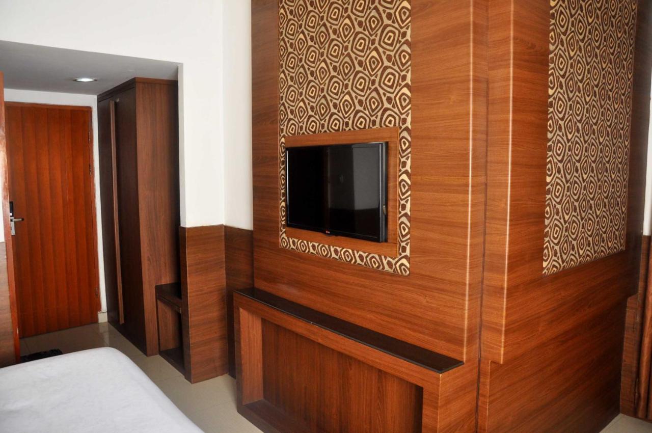 Ams Penthouse Hotel Jacarta Exterior foto