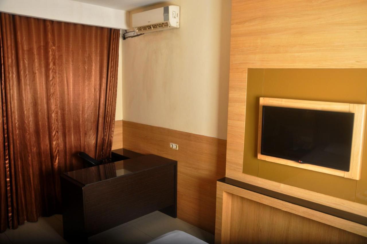Ams Penthouse Hotel Jacarta Exterior foto